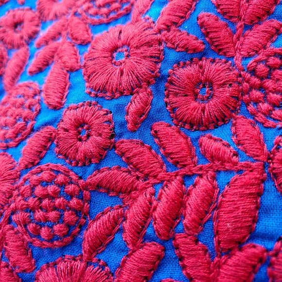 Long Sleeve Dress Floral Red Blue Embroidered Patchwork Kameez Size S NWOT - Picture 2 of 16